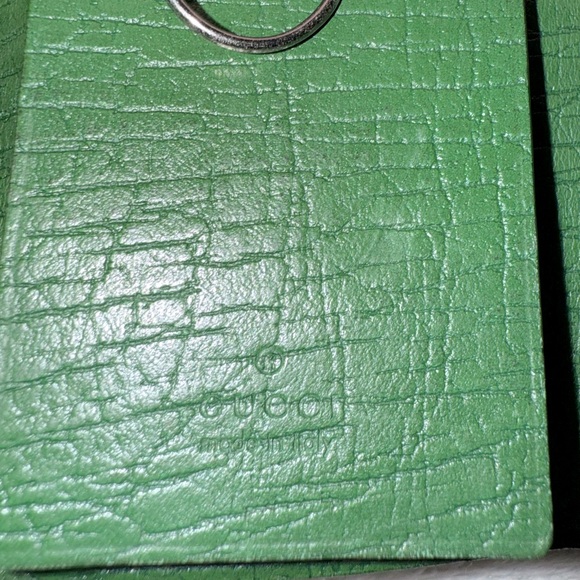 GUCCI GG Logo PVC 6 Ring Key Holder - Picture 9 of 11